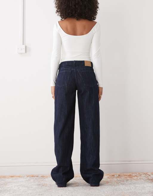 Weekday Ample low waist baggy fit jeans in dark blue slub wash, 2 of 5