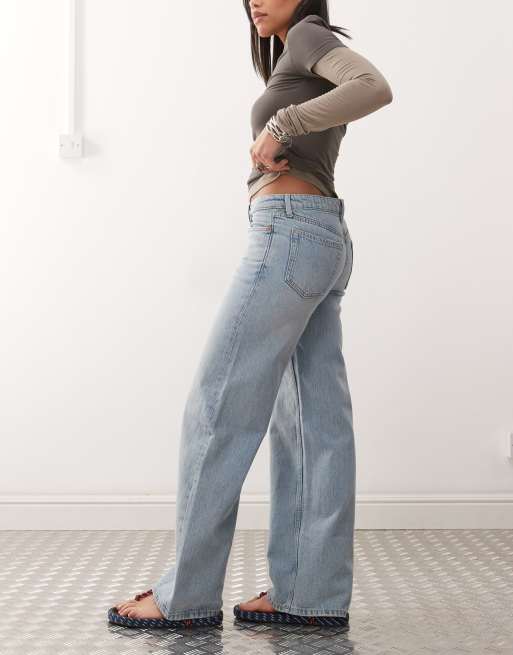 Weekday Ample low waist baggy fit jeans in streaky blue wash