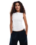 [Weekday] Weekday Annie boat neck tank top in white XL White