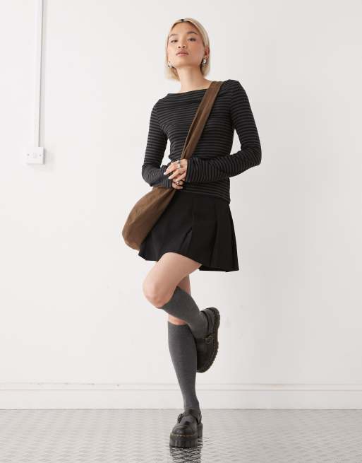 Weekday - Annie - Top rayé ultra doux à manches longues et encolure bateau - Gris foncé/noir, 2 de 4