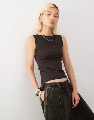 Weekday - Annie - Top sans manches ultra doux à encolure bateau - Marron foncé-Brown