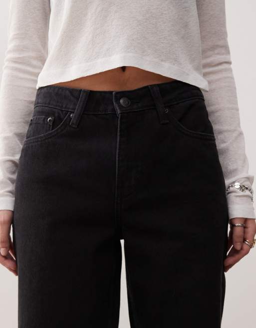 Weekday – Area – Jeans in Schwarz mit weitem Bein, mittelhohem Bund und Rinse-Waschung, 4 von 5