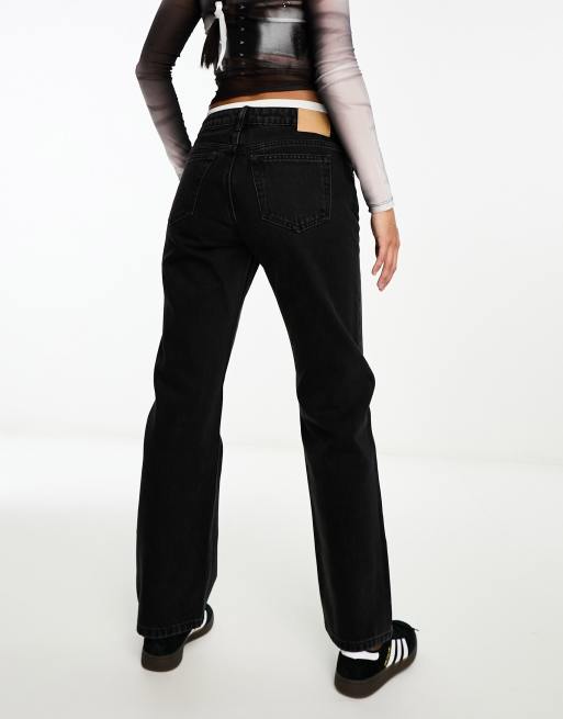 Weekday - Arrow - Regular-fit jeans met lage taille en rechte pijpen in afgestemd zwart, 2 van 5
