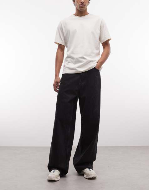 Weekday – Astro – Bleksvarta jeans i PU med bakficka - view 1