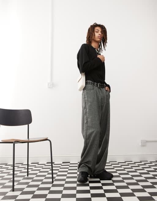 Weekday - Astro - Pantaloni ampi a vita bassa neri con motivo a spina di pesce
