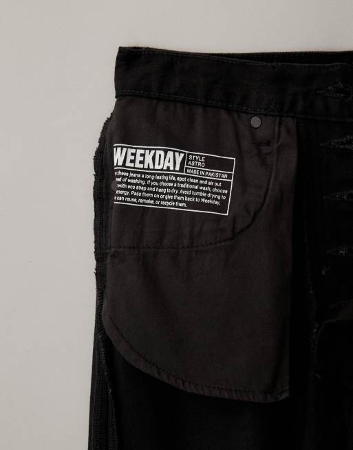 Weekday Astro Unisex low rise baggy fit jeans in black rinse wash, 7 of 7