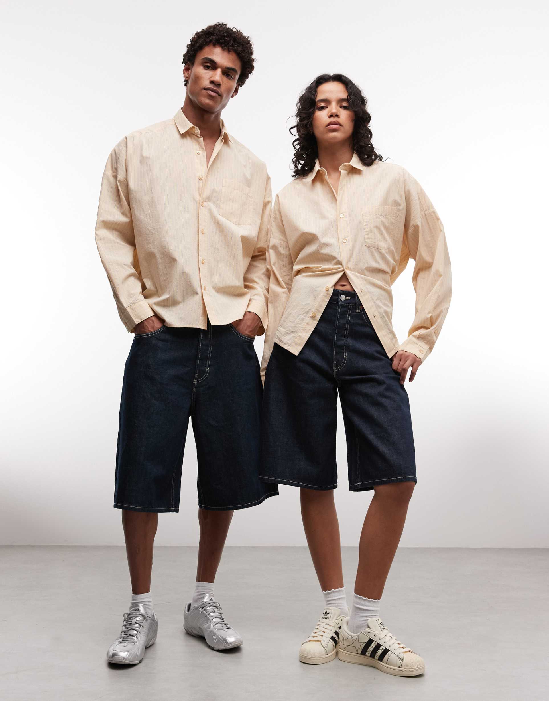 weekday astro unisex low rise baggy fit jorts in blue rinse