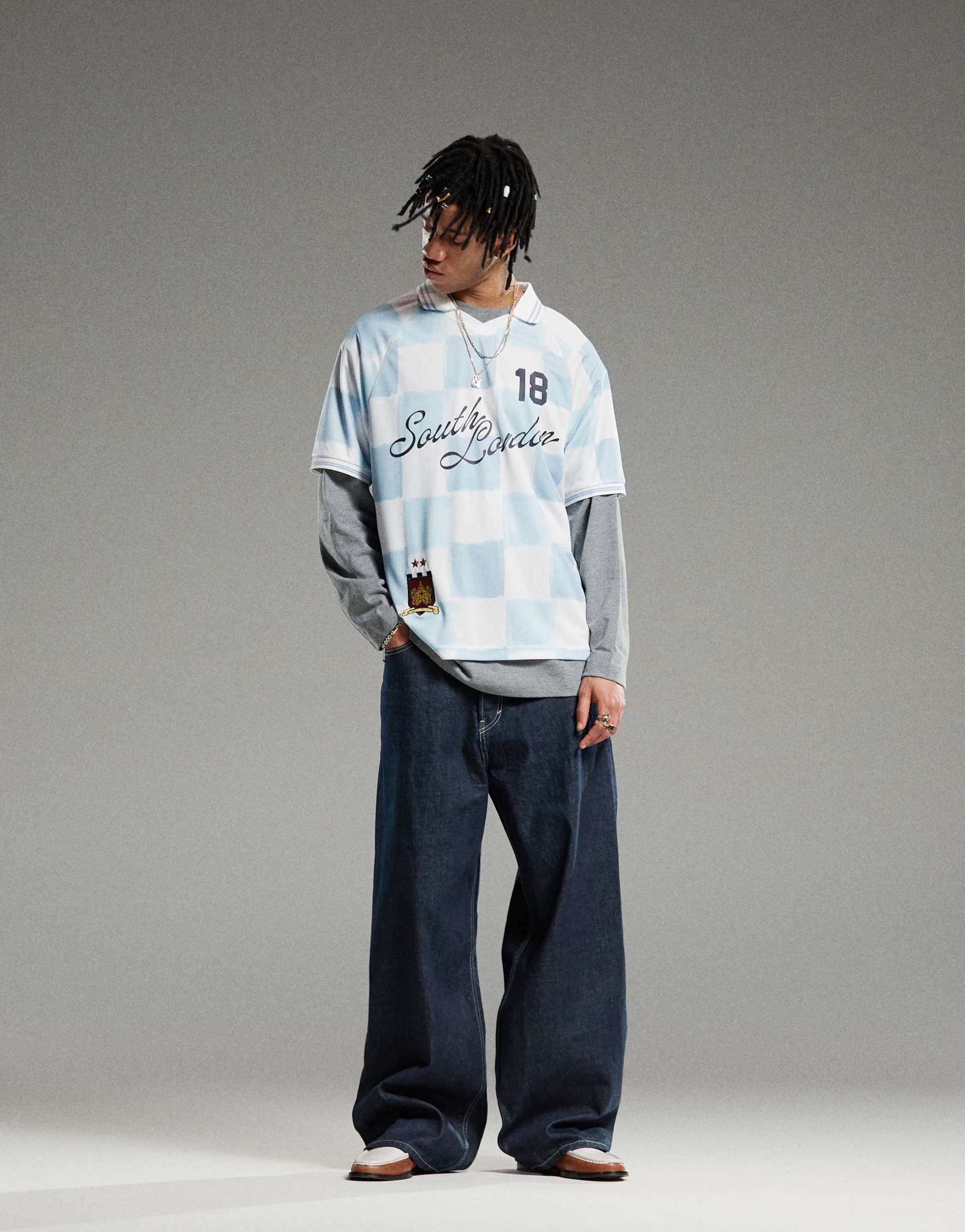 weekday astro unisex low rise loose fit baggy jeans in blue rinse wash