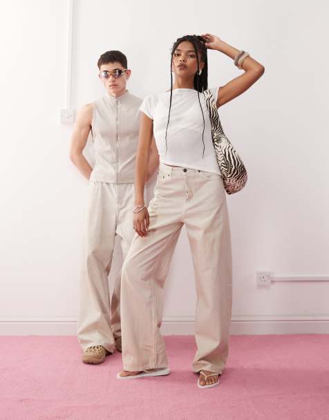 Weekday – Astro – Weite Unisex-Jeans in Dirty-Beige mit Waschung und niedrigem Bund - view 1
