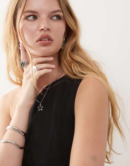 Weekday - Asymmetrische top met blote schouder en peplum in zwart, 2 van 4