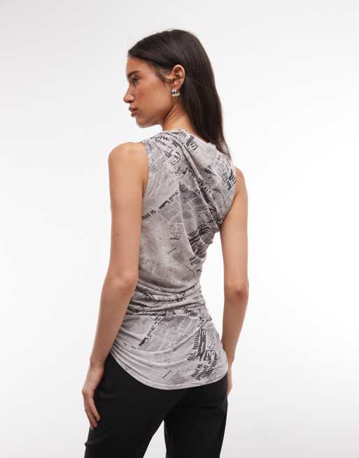 Weekday – Asymmetrisches, gerafftes Tanktop mit Zeitungsprint, 4 von 4