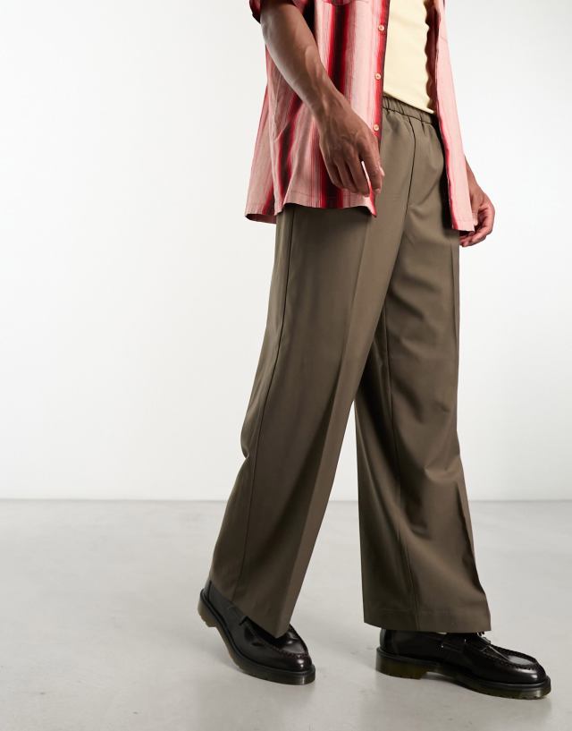 Weekday - axel relaxed trousers in brown