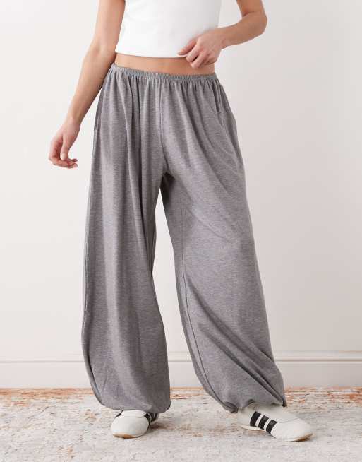 Weekday balloon fit pants in heather gray, 2 of 5