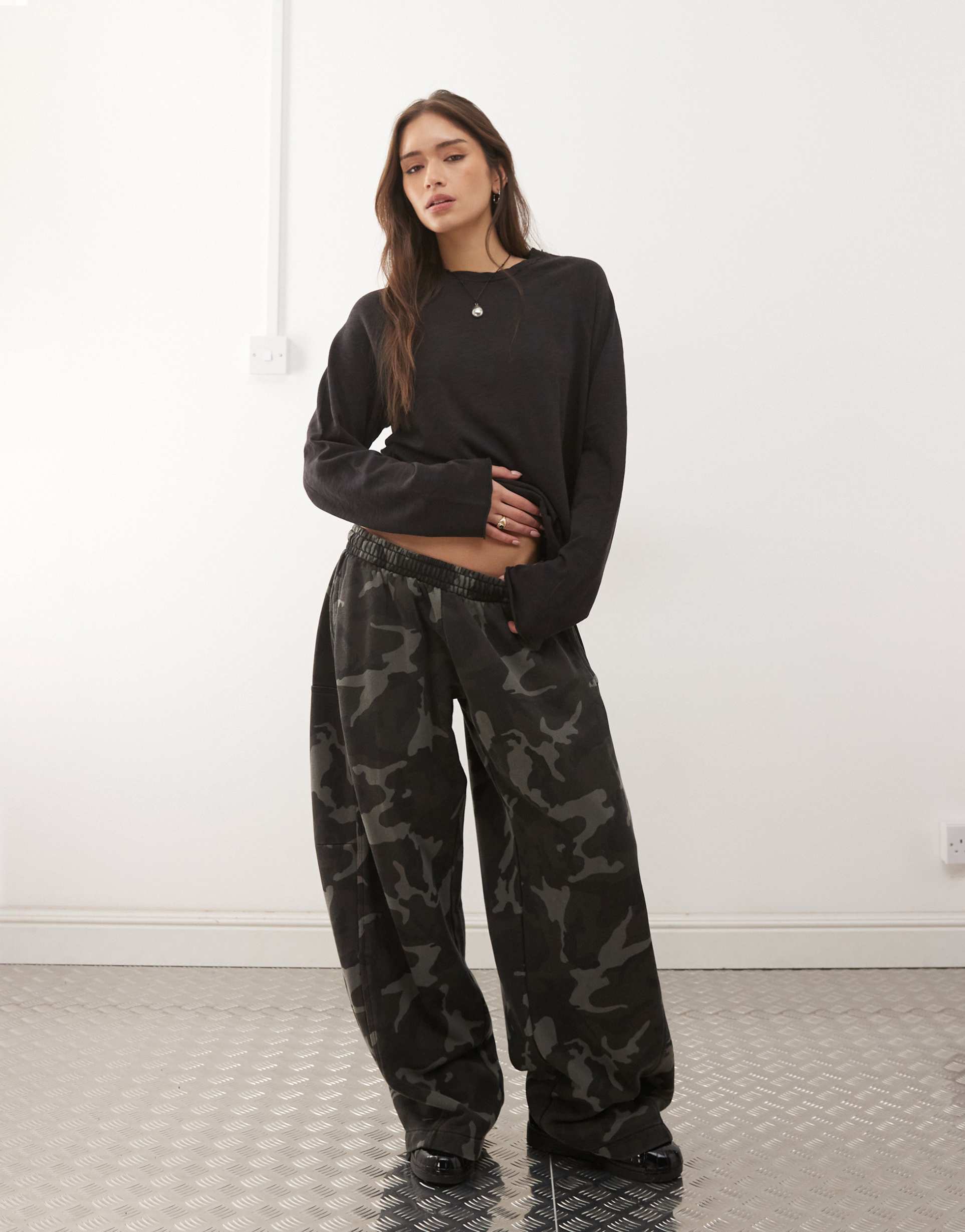 weekday balloon leg oversized sweatpants in camo print