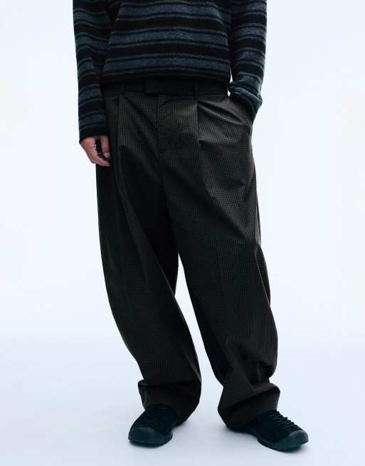 Weekday barrel leg chino trousers in brown check, 2 of 4