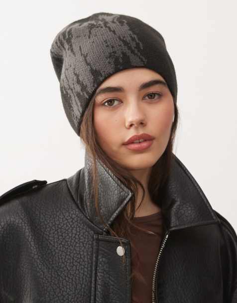 Weekday - Beanie met jacquard print in zwart - view 1