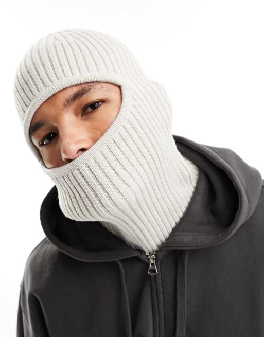 Weekday – Bell – Strick-Balaklava in Beige 