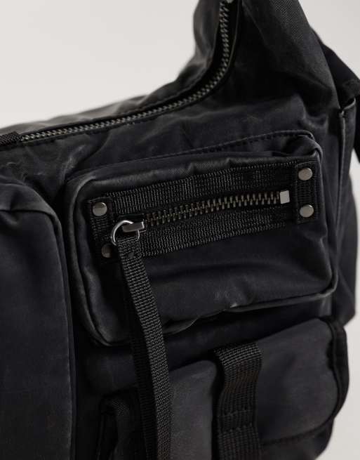 Weekday - bolso de hombro multibolsillo en negro lavado, 3 de 4