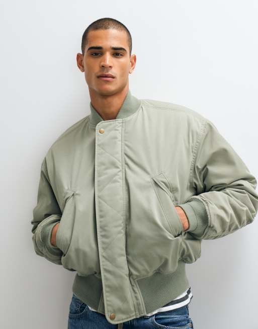 Weekday bomber à manches froncées et détail au dos en kaki, 2 de 5