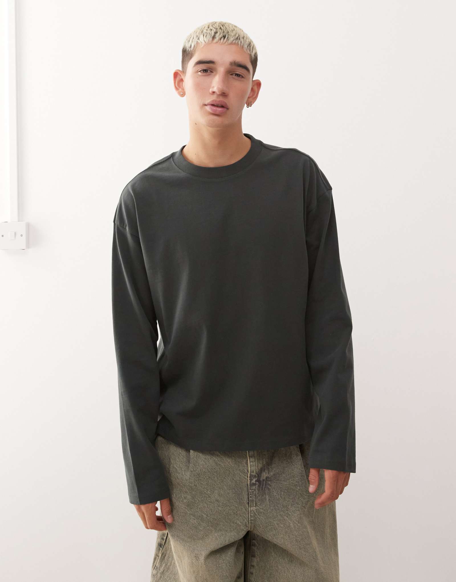 Облегающая футболка с длинным рукавом для буднего дня темно-зеленого цвета