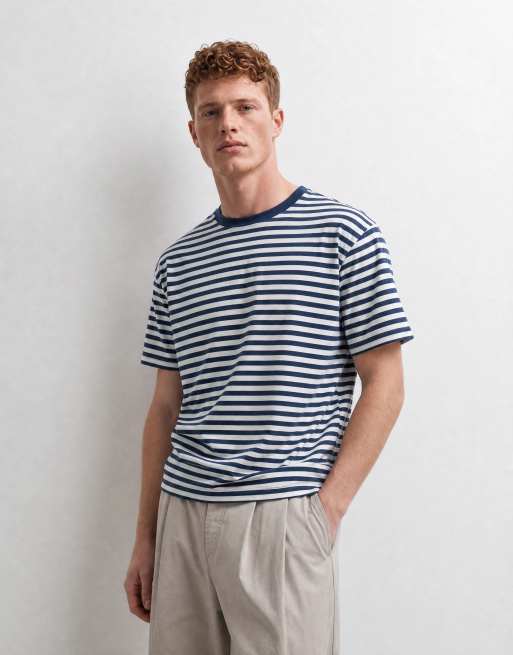 Weekday boxy fit T-shirt i navy og hvide striber, 9 af 10