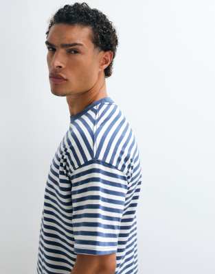 Weekday Boxy Fit T-shirt In Blue