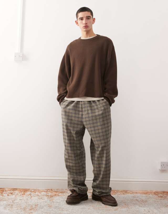 トップス simplycomplicated WEEKDAY SWEATER brown Weekday boxy oversized sweater in dark brown | ASOS