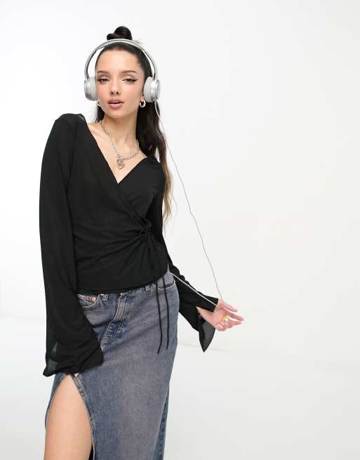 Weekday - Brooke - Top a maniche lunghe avvolgente nera trasparente
