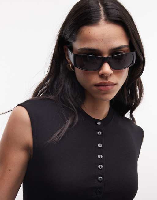 Weekday button front top in black, 2 of 4