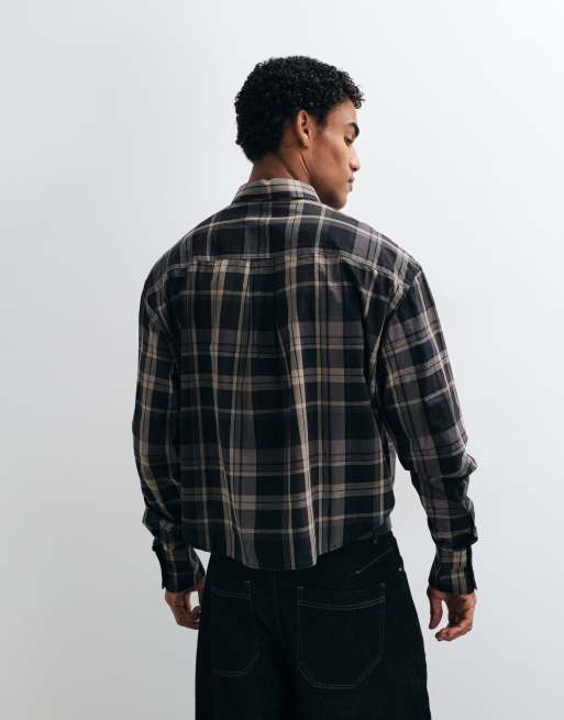 Weekday - camisa de corte boxy de manga larga a cuadros marrón y topo, 5 de 5