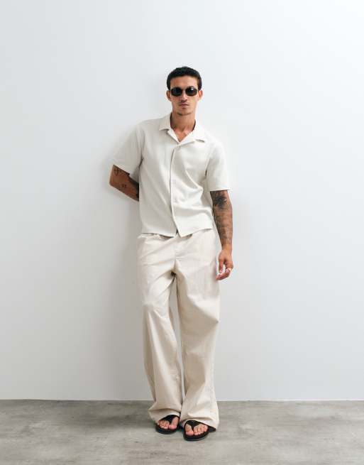 Weekday - camisa resort de manga corta en tostado, 4 de 5