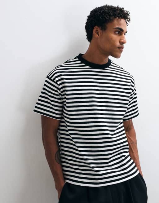 Weekday - camiseta holgada de corte boxy a rayas negras y blancas, 2 de 5