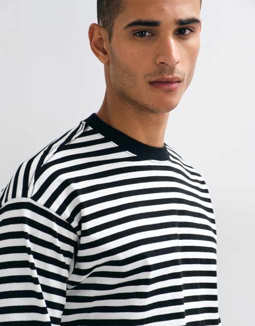 Weekday camiseta oversize de manga larga a rayas en negro claro y blanco, 4 de 5