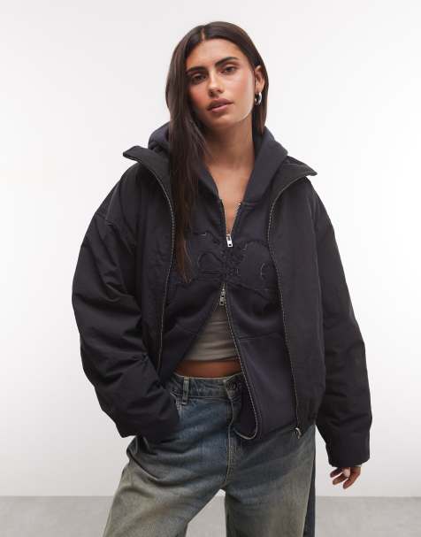 Weekday - chaqueta deportiva de cuello alto con forro de borreguito en negro - view 1