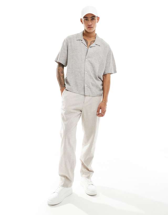 Weekday - charlie linen boxy fit short sleeve shirt in light mole