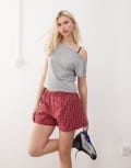 [Weekday] Weekday check shorts in red XS Red Check