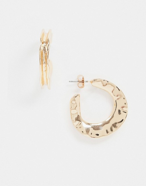 Weekday Chey hammered hoops in gold