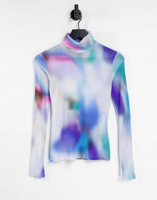 Weekday - Chie - Top à col roulé en coton à imprimé flouté - Bleu 