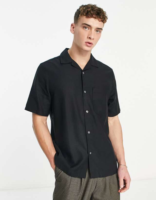 Weekday chill short sleeve shirt in black