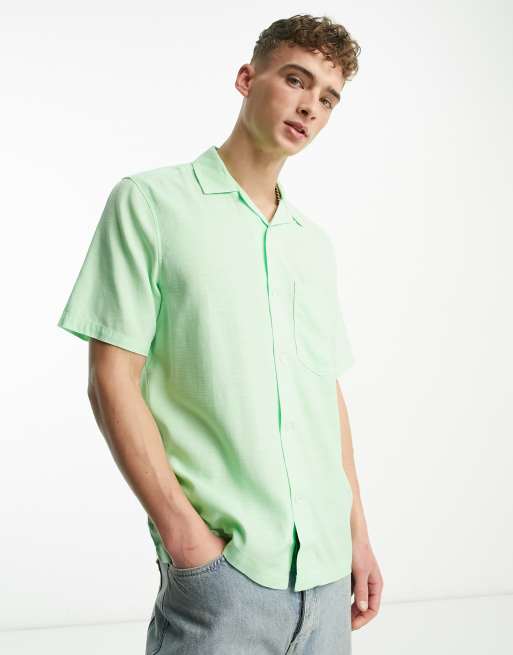 Green short deals sleeve shirt