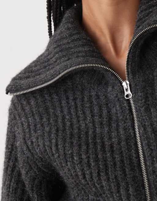 Weekday chunky rib hem zip up cardigan in off black melange, 3 of 4