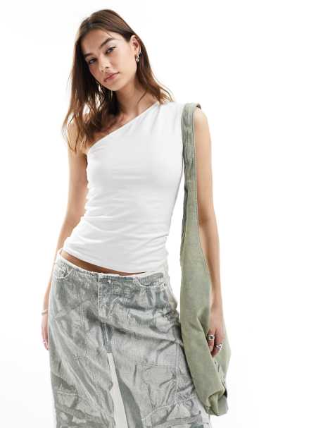 Weekday - Cindy - Hvid oneshoulder-top - Kun hos ASOS - view 1