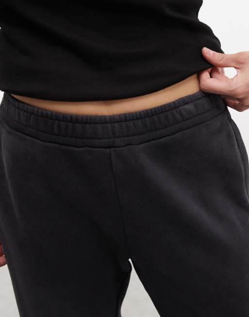 Weekday co-ord wide-leg joggingbroek met lucky graphic in donkergrijs, 3 van 5