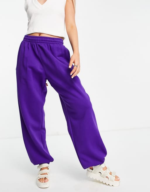 Sweatpants purple store