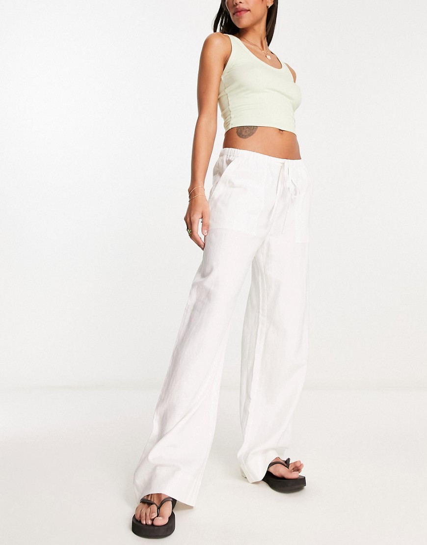Weekday Cosmo Cargo Linen Pants In White