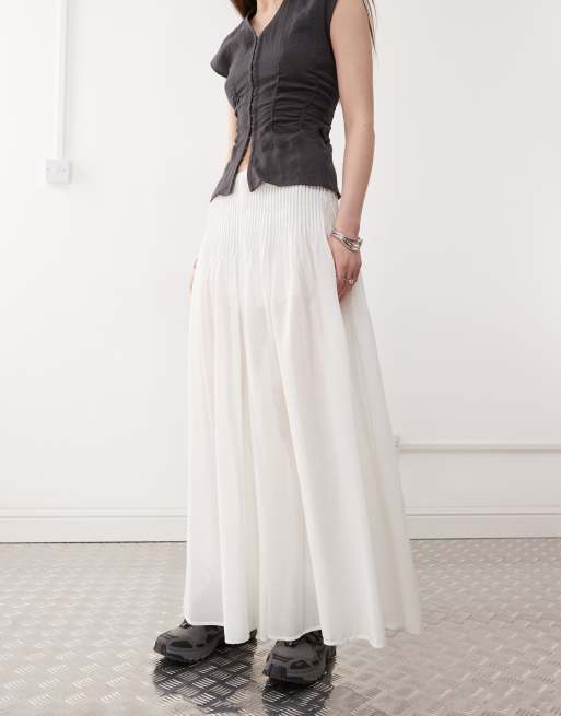 Weekday cotton voile pleated maxi skirt in white, 2 of 5