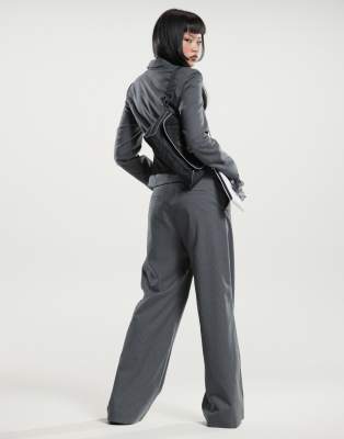 Weekday Cutoff Waistband Detail Pants In Gray