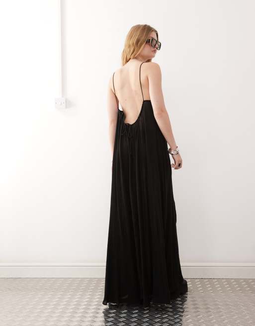 Weekday Cyndra floaty crepe maxi cami dress in black, 3 of 4