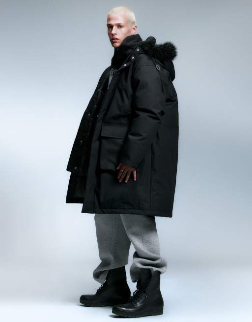 Weekday – Czarna kurtka oversize z kapturem z obszyciem z imitacji futra, 3 z 5