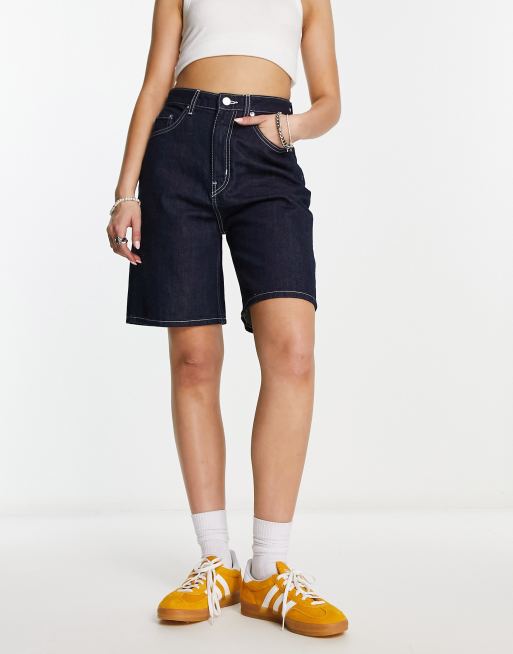 Weekday - Dandy - Denim short met wijde pijpen in blauwe spoeling